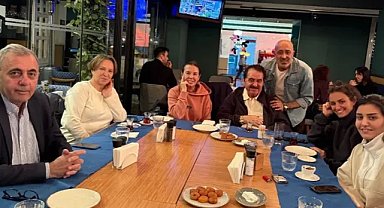 İbrahim Tatlıses ile eski eşi Perihan Savaş aynı masada! “İhaneti öğrendiğimde düşük yapıyordum”