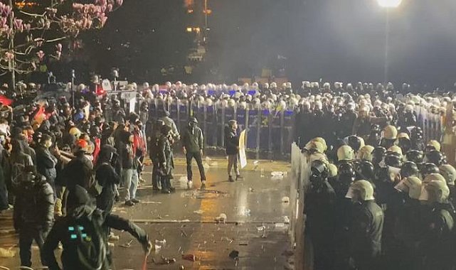 İmamoğlu protestoları sürüyor! Birçok kentte polis müdahale etti