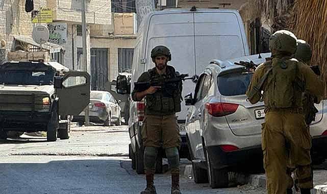 İsrail ordusu Batı Şeria'ya baskın yaptı! 2'si çocuk 3 Filistinliyi yaraladı