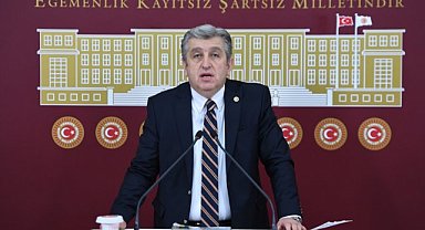 MHP’li Topsakal’ın o sözlerine CHP’li Çan’dan sert cevap: “Ramazanda bile bölücülük peşinde koşuyorlar”