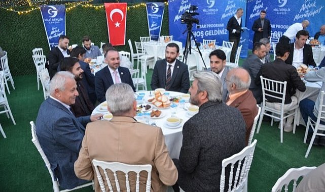 Milli Gençlik Derneği'nden iftar