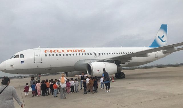 Miniklerin havalimanı yolculuğu: Samsun'da Çıktım Yola projesi