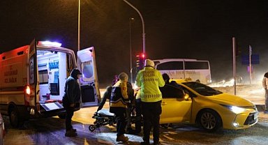 Nevşehir'de önce kaza yaptı sonra otobüs çarptı