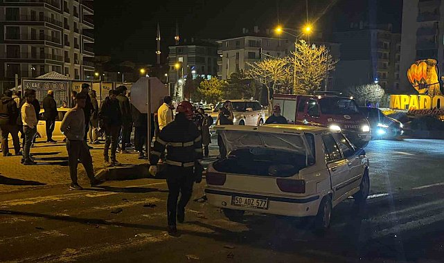 Nevşehir'de iki otomobil çarpıştı: 4 yaralı