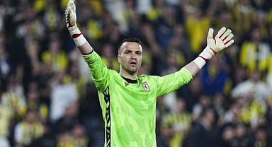 Okan Kocuk Süper Lig'de 2025 yılının en iyi ikinci kalecisi