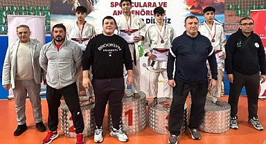 Ortaokullar arası Judo yarışmasında Samsunlu sporculardan dikkat çeken başarı