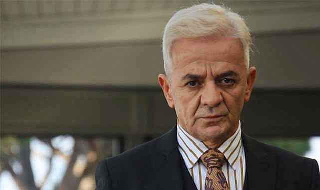 Oyuncu Zafer Algöz'den otopark ücretine isyan