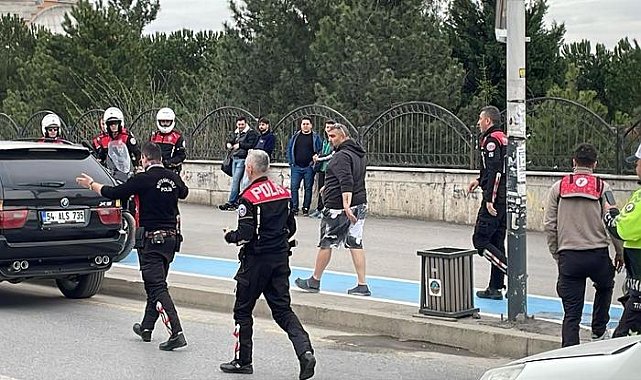 Sakarya'da öğrencilerin boykotuna TOMA ile polis müdahalesi; 15 kişi gözaltına alındı