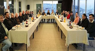 Samsun'da Tüfekci Vakfı, basın mensuplarıyla iftarda bir araya geldi