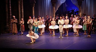 Samsun Devlet Opera ve Balesi Korsan balesini sahneye koydu