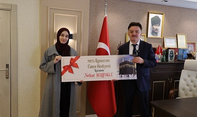 Samsun OMÜ İlahiyat Fakültesi öğrencisi çekilişle umreye gitmeye hak kazandı