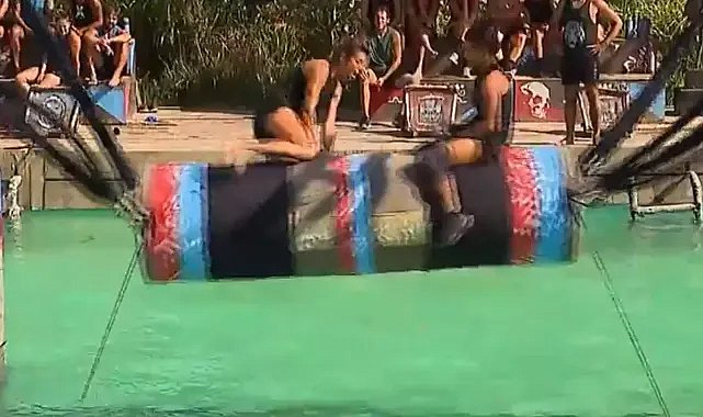 Survivor’da korkutan olay! Çığlıklar içinde ‘Çenem’ diye bağırdı