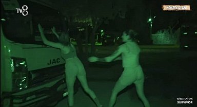 Survivor'da Pınar Saka Sevgi'ye su fırlattı! Sevgi konseyde sinir krizi geçirdi