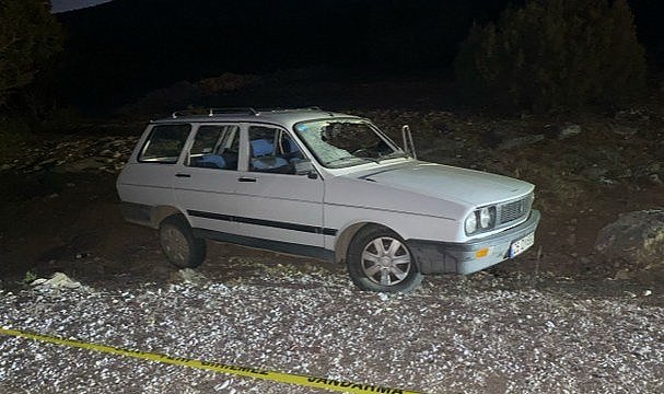 Takla atan otomobil sürücüsü hayatını kaybetti