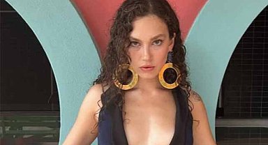 Ünlü oyuncu Melisa Şenolsun'dan aşk iddialarına yanıt