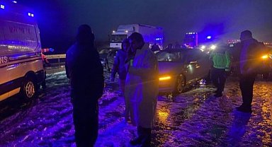 12 araç birbirine girdi! Çok sayıda yaralı var 