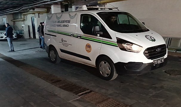 35 yaşındaki Cihan Taşar, bıçaklı saldırıda hayatını kaybetti