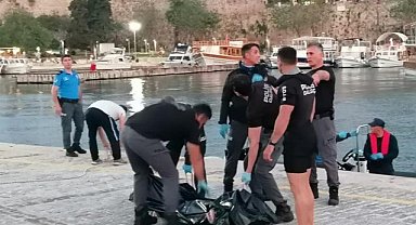 Antalya'da facia! Deniz manzarası izlerken kayalıklara düşerek öldü