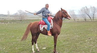 At üstünde kalp krizi geçirdi! 45 yaşındaki sporcu hayatını kaybetti   