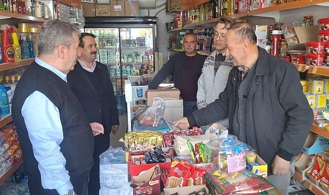 BBP Genel Başkanı Destici "boykot" çağrılarına tepki olarak alışveriş yaptı