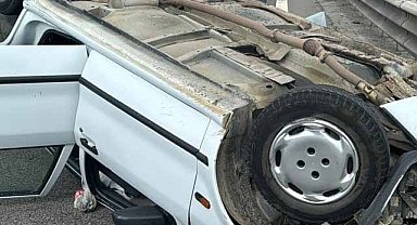 Belediye otobüsüyle otomobil çarpıştı! 1'i ağır 9 yaralı