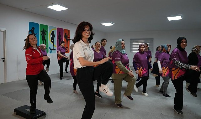 Bir yılda 13 ton kilo verdiler