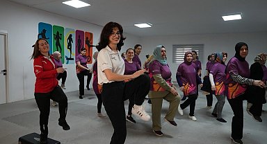 Bir yılda 13 ton kilo verdiler