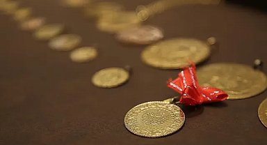 Çeyrek altın 7 bin lirayı geçerek rekor kırdı! Asgari maaşla kaç çeyrek alınır?