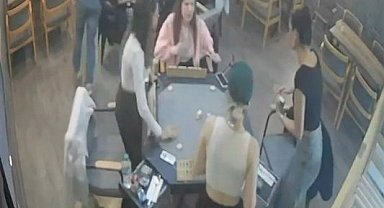 Depreme okey oynarken yakalandılar! Panikle kaçıştılar