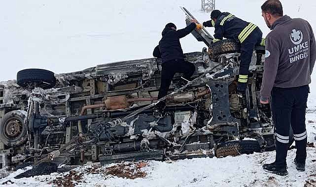 Hasta taşıyan ambulans takla attı! 5 kişi yaralandı