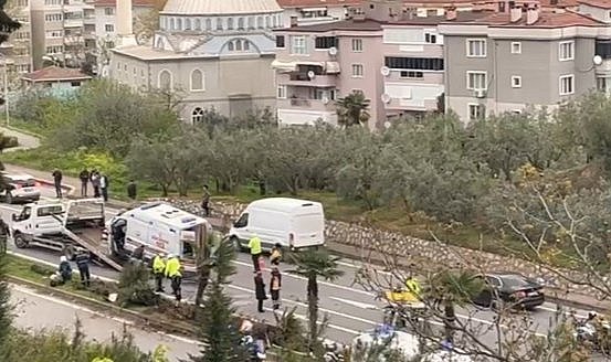 Hasta taşıyan ambulansı kontrolden çıkıp kaza yaptı