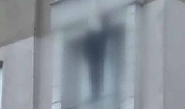 İstanbul'da korkunç intihar! Kendini binanın en üst katına astı