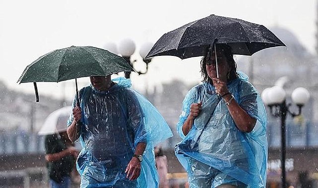 Kışlıkları geri çıkarın! İstanbul Valiliği uyardı... Soğuk ve yağışlı hava geri dönüyor