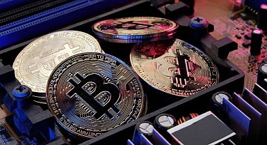 Kriptolardan sert yükseliş! Bitcoin, Ethereum, Dogecoin, Solana ve XRP fiyatlarında son durum