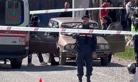 Miras kavgasında hem kardeşini hem de yengesini öldürdü