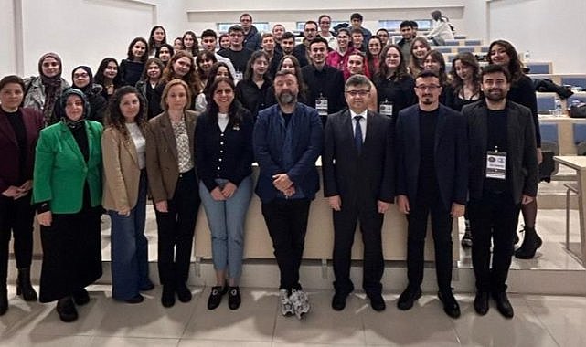 OMÜ’de ‘Sağlık Zirvesi’ etkinliğinde uzman isimler bir arada