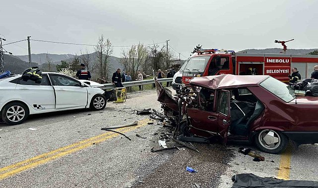 Ramazan Bayramı'nın son gününde feci kaza: 3 ölü, 2'si ağır 4 yaralı