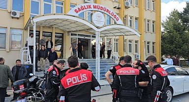 Sağlık Müdürlüğünde rehine krizi! Tabancayla kadını rehin aldı! Korku dolu anlar yaşandı