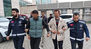 Samsun'da ehliyet sınavına kopya çekmek isteyen 3 kardeş gözaltına alındı