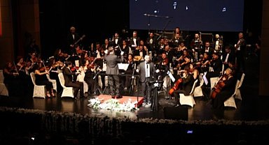 Samsun'da öğretmenler "Maarif Orkestrası'yla ilk konserini verdi