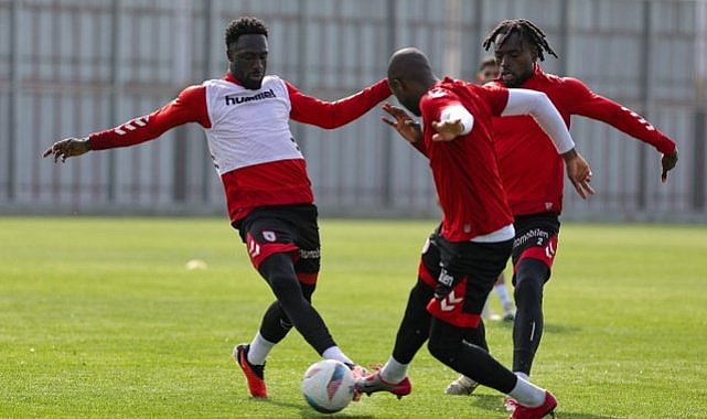 Samsunspor, Galatasaray'a bileniyor