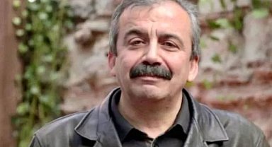 Sırrı Süreyya Önder’in doktorundan son dakika açıklaması: 'Uyanmıyor'