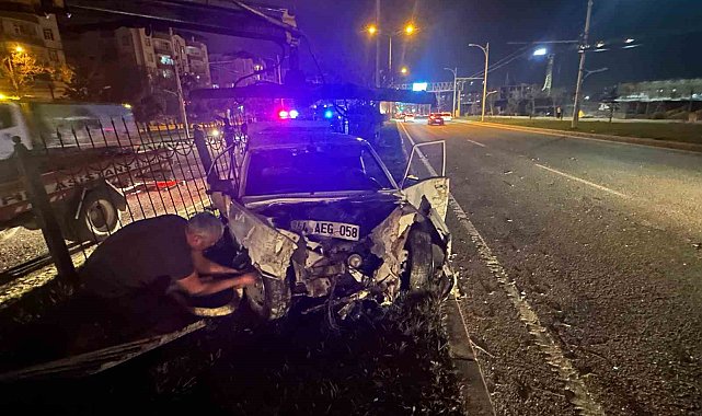 Tofaş otomobil ortalığı savaş alanına çevirdi: 4 yaralı