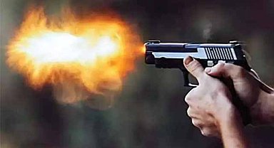 Adana'da kuzenler arasında çıkan kanlı kavgada silahlar konuştu