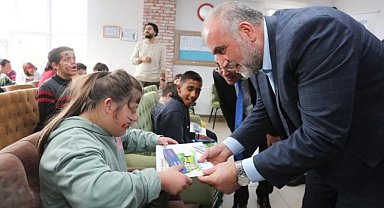 Canik’te özel çocuklar sanatla buluşuyor! “Hayallerine Sınır Yok”