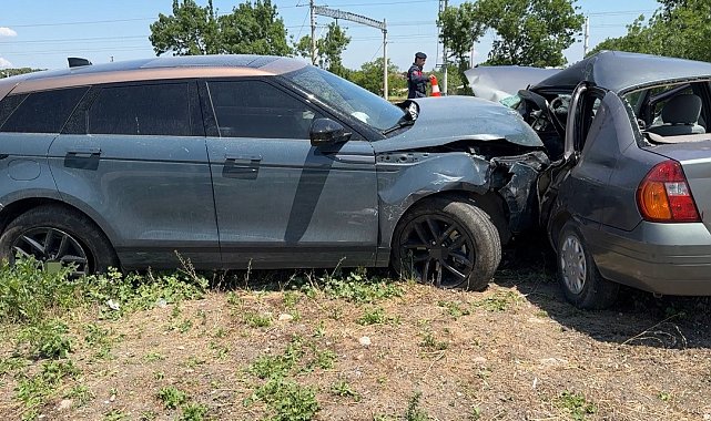 Cip ile otomobil çarpıştı: 1 ölü, 2 yaralı