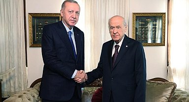 Cumhurbaşkanı Recep Tayyip Erdoğan, MHP Genel Başkanı Bahçeli'yi konutunda ziyaret etti