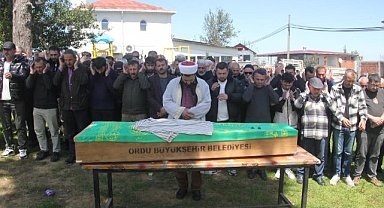 Ordu'da suda cansız bedenine ulaşılan Süleyman Erdoğan son yolculuğuna uğurlandı