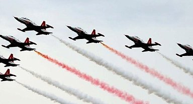 Samsun 19 Mayıs'ta SOLOTÜRK ve Türk Yıldızları uçuşu ne zaman, nerede yapılacak? 