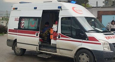 Samsun Çarşamba'da motosiklet araca çarptı! Sürücü yaralandı